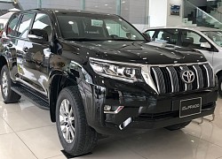 Top 10 ôtô ế khách nhất tại Việt Nam tháng 10/2022: Toyota Land Cruiser Prado dẫn đầu