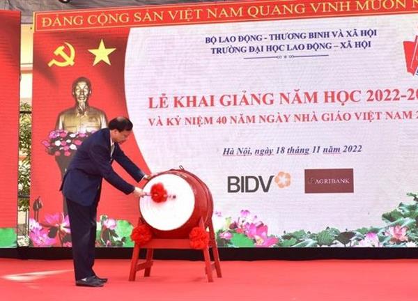 Trường Đại học Lao động - Xã hội: Khai giảng năm học 2022 - 2023 và Kỷ niệm 40 năm Ngày Nhà giáo Việt Nam