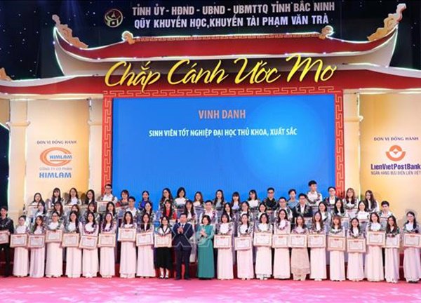 Bắc Ninh chăm lo công tác khuyến học, khuyến tài