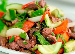 Cách làm salad thịt lõi nạc vai bò cực đơn giản, nhanh chóng và đủ dinh dưỡng