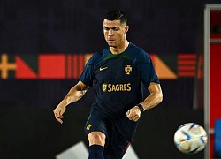 Ronaldo trở lại giữa lúc MU xem xét hành động pháp lý