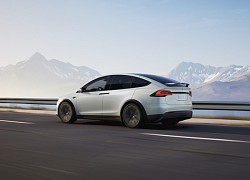 Tesla triệu hồi 30.000 xe Model X do lỗi túi khí