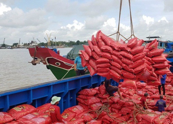 Việt Nam nhập gần 1 triệu tấn gạo, Bộ Công Thương đề xuất sửa đổi nghị định 107 để kiểm soát