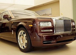 Rolls-Royce Phantom Lửa Thiêng dự kiến được giảm giá gần 3 tỷ đồng