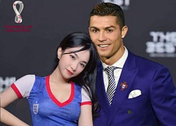 Ronaldo chia tay MU, gái xinh World Cup nói ngay 1 câu gây chú ý