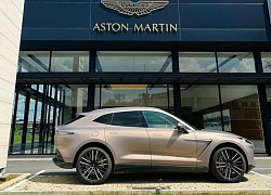 Aston Martin DBX màu Satin Solar hơn 16 tỷ về tay đại gia Hà Nội