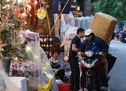 Hàng Mã trang hoàng đón Giáng sinh sớm