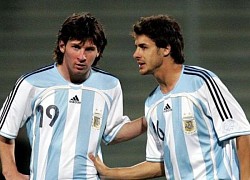 &#039;Maradona trên thiên đường, cầm xì gà và cổ vũ Messi&#039;