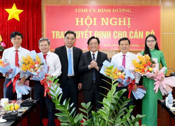 Bình Dương bổ nhiệm nữ giám đốc sở 8X thành thạo 2 ngoại ngữ