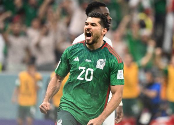 Cầu thủ Mexico bật khóc sau khi bị loại khỏi World Cup