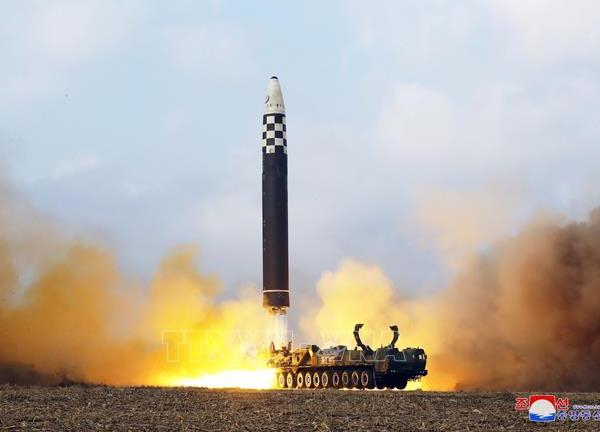 Mỹ áp đặt trừng phạt đối với 3 quan chức Triều Tiên sau khi Bình Nhưỡng thử tên lửa ICBM