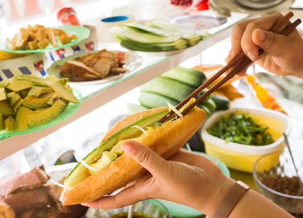 Săn lùng những ổ bánh mì ngon nhất Hội An