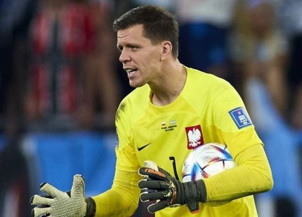 Szczesny: 'Tôi biết Messi sẽ sút hướng nào'