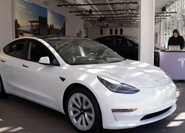 Thế thống trị thị trường xe điện Mỹ của Tesla suy yếu