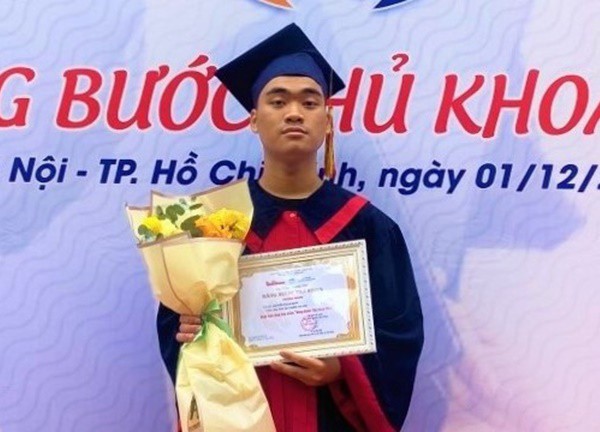 Ý chí vượt khó của thủ khoa Đại học Xây dựng Hà Nội