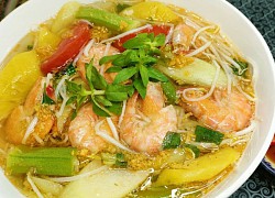 Cách nấu canh chua tôm ngon chuẩn vị Nam Bộ