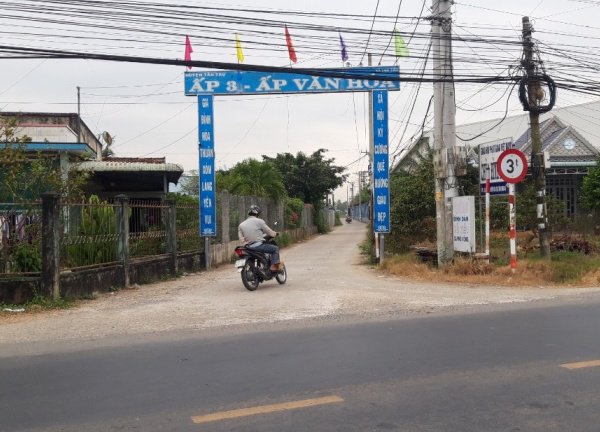 Long An: Mâu thuẫn sau cuộc nhậu, con tạt xăng vào cha rồi bật quẹt đốt