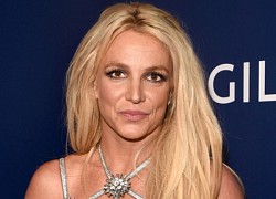 Britney Spears xóa tài khoản mạng xã hội hậu chỉ trích