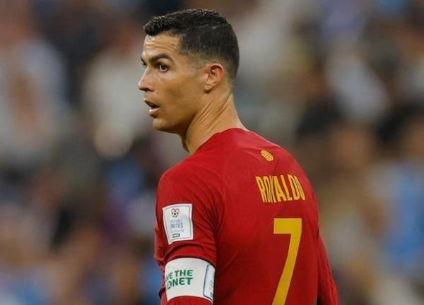 HLV Calisto lý giải phong độ thất vọng của Ronaldo