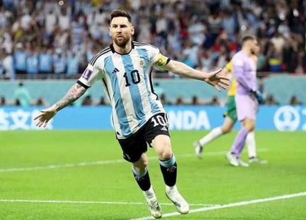 Messi tỏa sáng giúp Argentina đánh bại Australia giành vé vào tứ kết