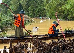 Thừa Thiên - Huế: Tìm thấy thi thể hai cậu cháu bị lũ cuốn