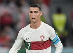 Bồ Đào Nha lên tiếng về thông tin Ronaldo bỏ về nước trước tứ kết