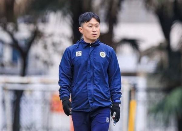 Hà Nội FC nói lý do không gia hạn hợp đồng với HLV Chun Jae Ho