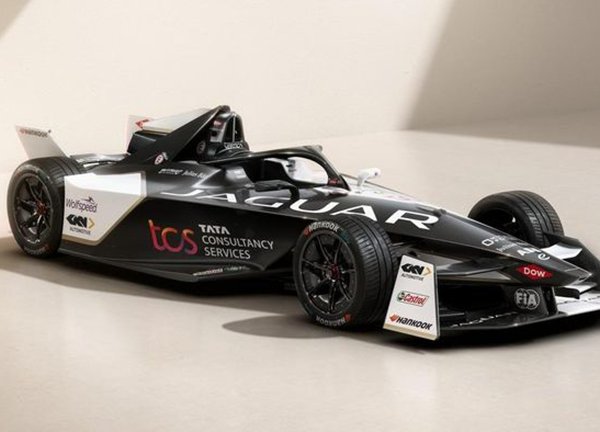 Jaguar trình làng xe đua mới tranh tài ở giải Formula E