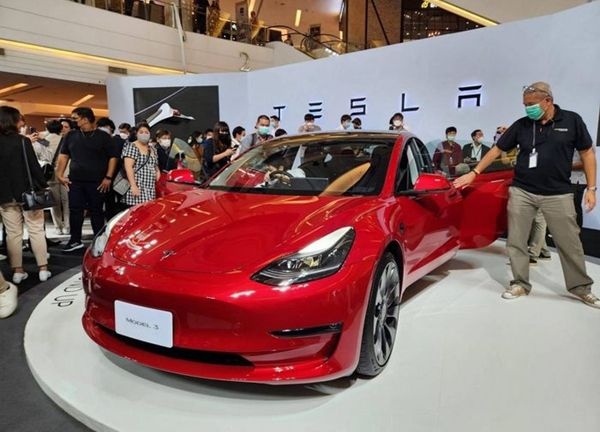 Tesla ra mắt Model 3 tại thị trường Thái Lan, giá từ hơn 1 tỷ đồng