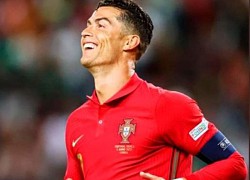 Bạn gái Ronaldo: Anh ấy là vũ khí mạnh nhất thế giới nhưng muộn rồi