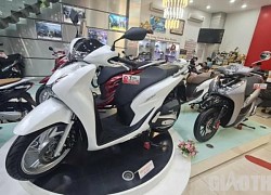 Giá xe SH 125 ABS khan hàng, chênh hơn 20 triệu đồng