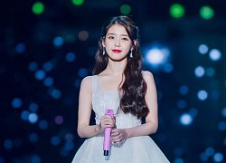 IU dành cả thanh xuân đi hát đám cưới nhưng lần nào cũng gây sốt, còn có cả hội fanboy chất lượng toàn người nổi tiếng!