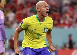 Hình xăm độc lạ của Richarlison về các huyền thoại Brazil