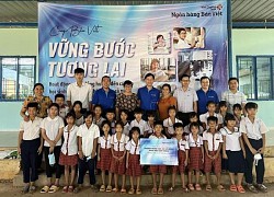 Học sinh điểm trường rừng Mã Đà được hỗ trợ nhiều trang thiết bị học tập