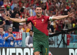 Ronaldo quyết không rời ĐT Bồ Đào Nha sau thất bại tại World Cup 2022