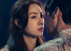 Hong Soo Hyun 'cạch mặt' bạn thân Seo Ji Hye vì tội cướp chồng