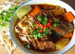 Cách làm phở bò sốt vang