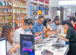 Đại lý Việt nhập iPhone 14 kiểu 'bia kèm lạc'