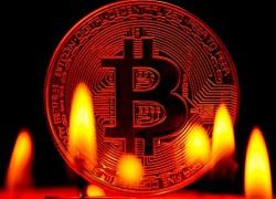 Giá Bitcoin hôm nay 20/12: 'Sa lầy' tại mức 16.500 - 17.000 USD