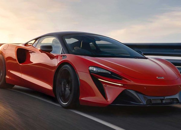 Triệu hồi McLaren Artura do vấn đề ống dẫn nhiên liệu