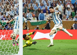 Messi vẫn đi bộ