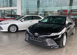 Sedan hạng D: Toyota Camry đòi lại vị thế, Kia K5 bất ngờ 'hụt hơi'