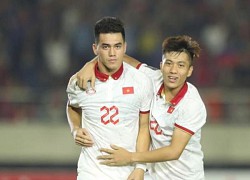 Thắng Lào 6-0, tuyển Việt Nam đứng đầu bảng B AFF Cup 2022