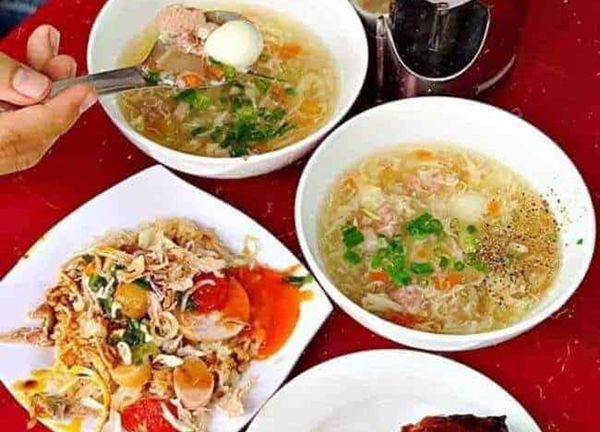 Điểm mặt đặt tên 5 con đường ăn uống nhộn nhịp nhất Quy Nhơn