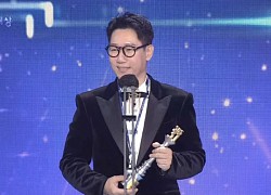 Ji Suk Jin và 'nỗi buồn' 2022: Hết vướng ồn ào bị bắt nạt đến mất trắng giải thưởng lớn