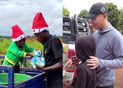 Team Quang Linh gây chấn động Angola: Lôi Con quên chú Tiến, hóa &#8216;ông già Noel&#8217; cùng Lindo phát quà