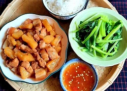 Cách làm thịt kho dứa (kho thơm) ngon chua ngọt đậm đà cho bữa cơm