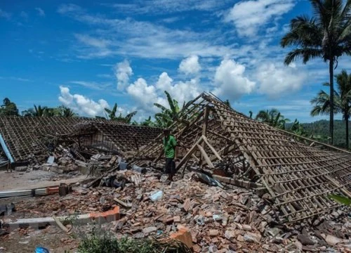 Động đất có độ lớn 6,1 ở miền Đông Indonesia