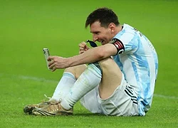 Messi, lối rẽ trái đoạn đường tình...