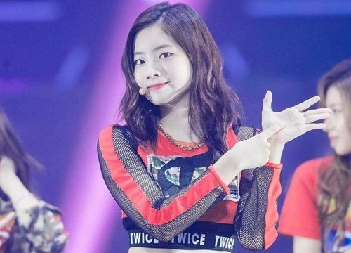 'So kè' sự nghiệp Dahyun - TWICE và loạt sao Kpop sinh năm 1998